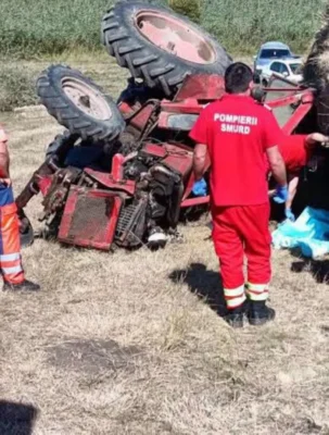 Tragedie în Hunedoara. Primarul comunei Băița a murit după ce un tractor s-a răsturnat peste el