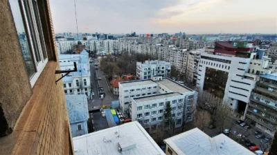 Regula de la bloc care îi obligă pe toți locatarii să plătească reparațiile la acoperiș
