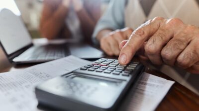 Vestea care îi vizează pe toți românii: Ce acte și venituri îți pot aduce bani în plus la pensie