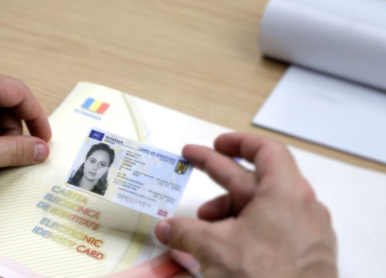 Calvarul românilor cu noul buletin electronic: „Am vrut să cer actul vechi înapoi!”