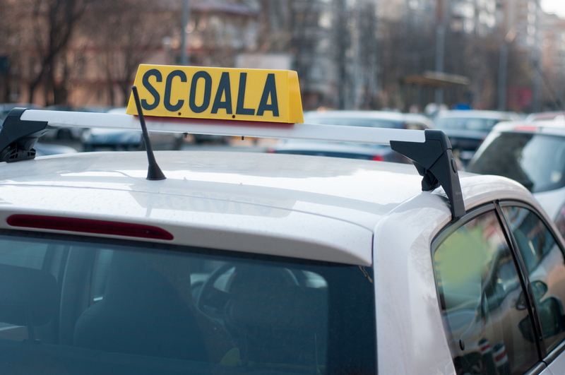A venit la ora de șofat cu alcoolul în sânge! Ce a pățit instructorul unui elev din Giurgiu, prins beat la volan