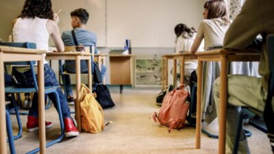 Vestea mult așteptată pentru elevi și părinți: Câți bani primesc la burse și ce se întâmplă în vacanțe