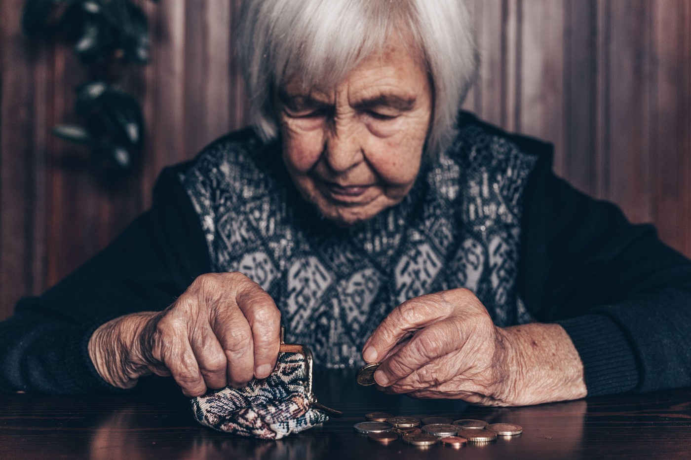 Calendarul pensionarii pentru femei. Cum crește treptat vârsta standard și stagiul de cotizare în următorii ani