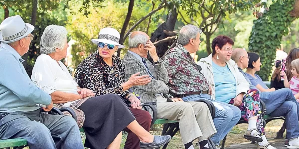 BANI înapoi pentru pensionari? Proiectul care prevede restituirea impozitului în 3 TRANȘE