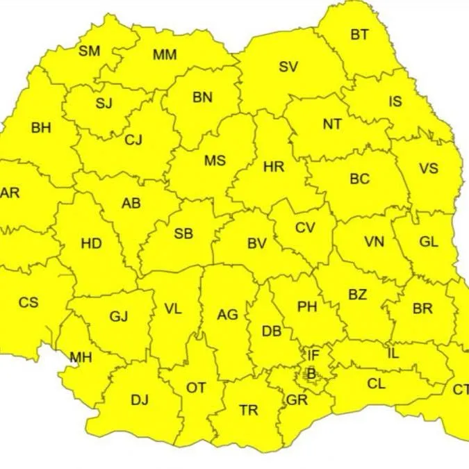 Cod galben de vânt puternic în opt județe. Rafale de până la 80 km/h la munte și precipitații mixte