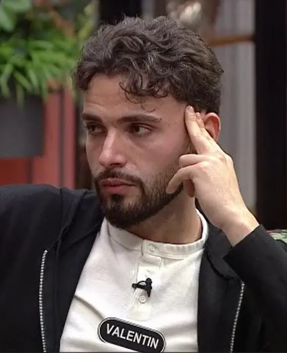 Valentin și-a închis contul de Instagram după despărțirea de Daniela. Ce motiv a invocat pentru încheierea relației