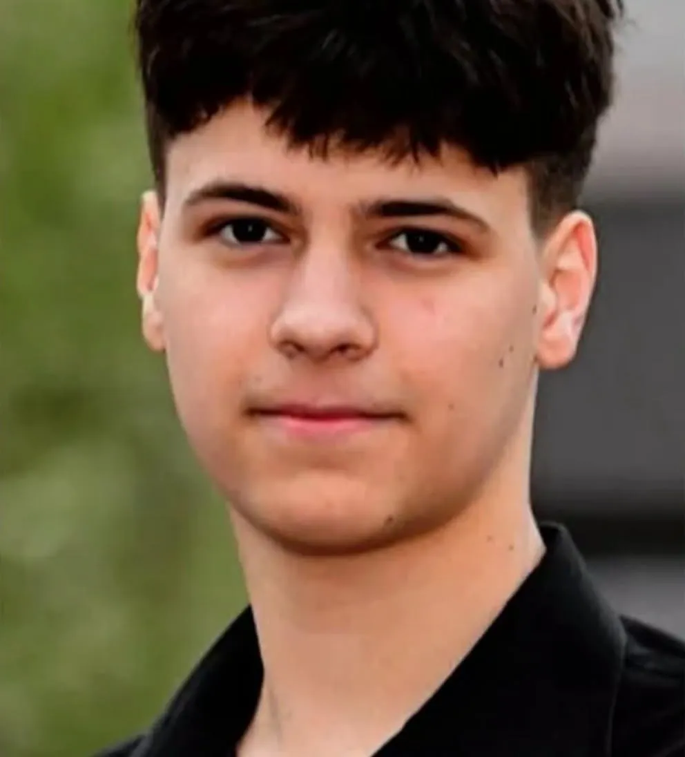 TRAGEDIE în Timiș! Dragoș, mort la 15 ani după o cădere cu trotineta! Plecase fără cască