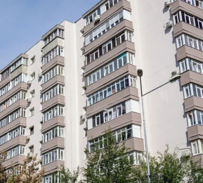 ATENȚIE, proprietari! Cum s-ar putea calcula IMPOZITELE pe case și terenuri din 2027!