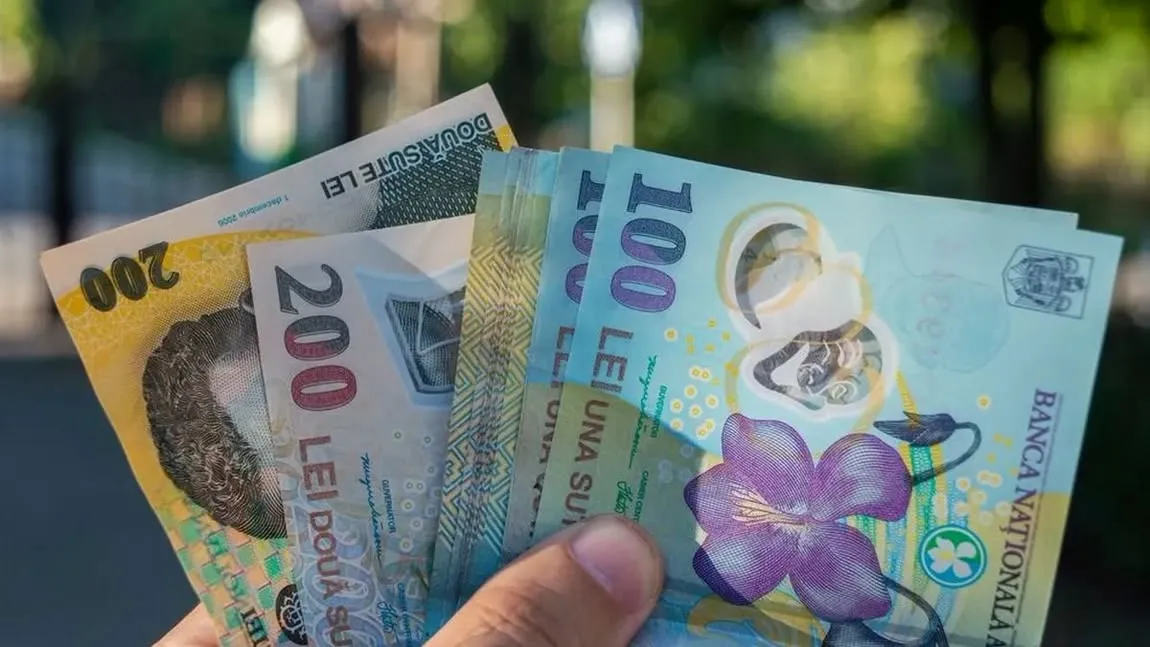 ANUNȚ pentru mame! Indemnizația intră MAI DEVREME pe card: plata pe 6 noiembrie 2026!