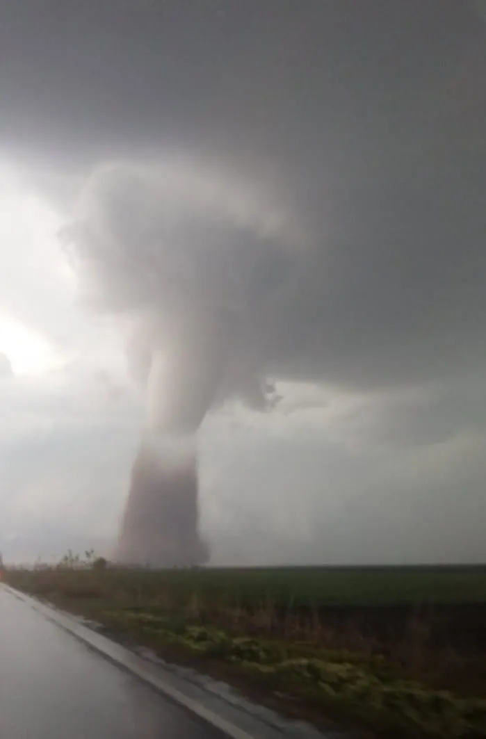TRAGEDIE în Antalya! Patru muncitori au MURIT după ce o TORNADĂ le-a distrus adăpostul