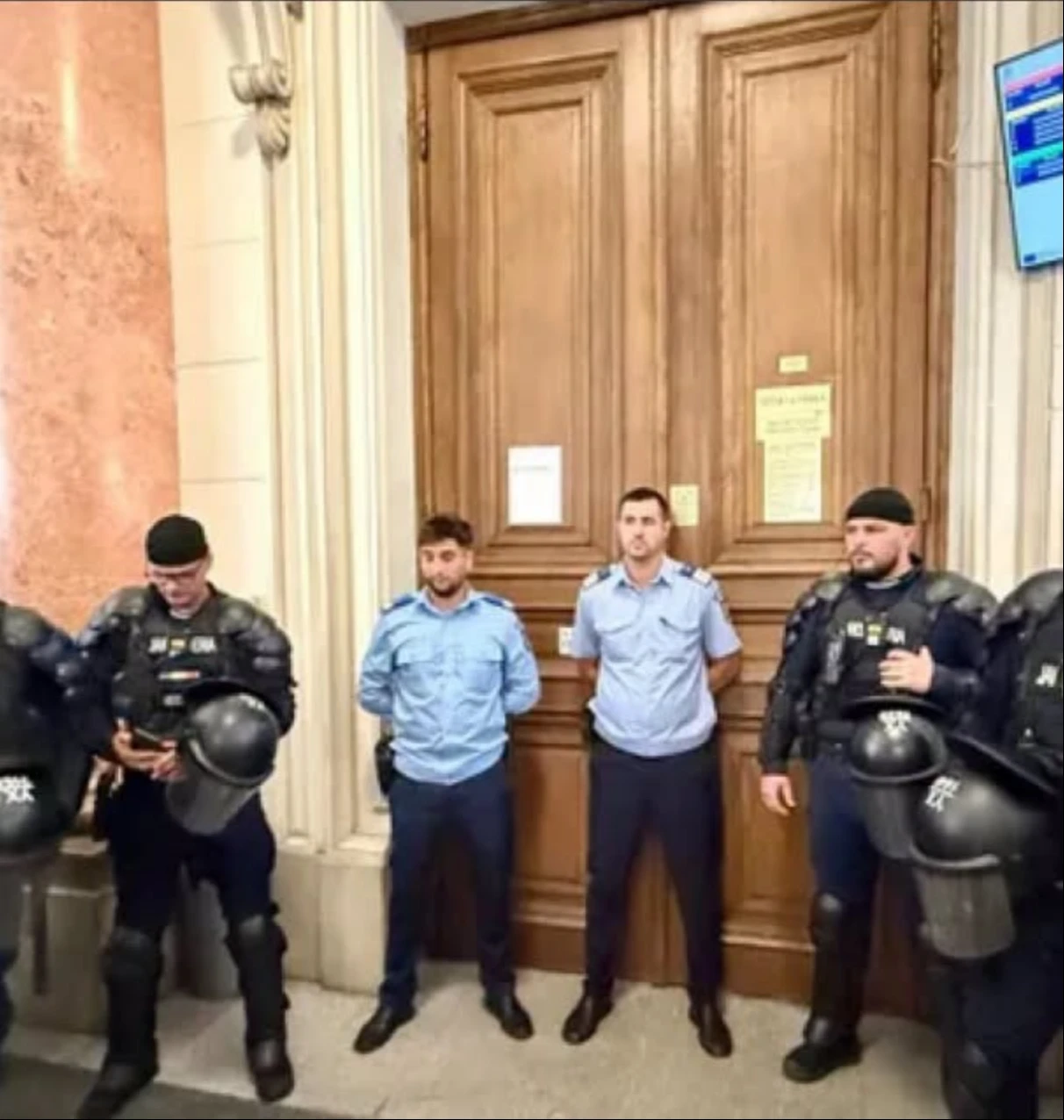 E adevărat! A primit închisoare pe viață…