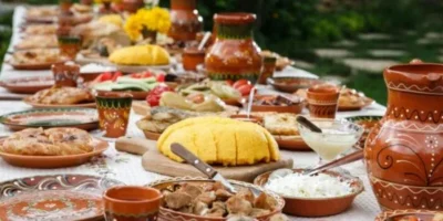 LĂSATA SECULUI 2026! Ce pui pe masă pentru BELȘUG, potrivit tradiției populare